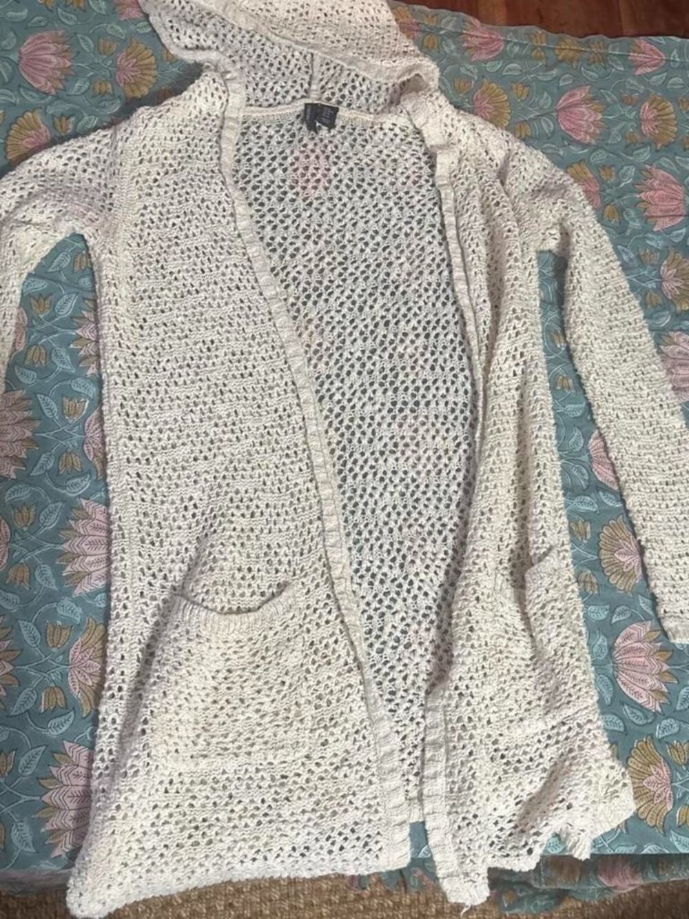Cynthia Rowley Women's White and Cream Cardigan